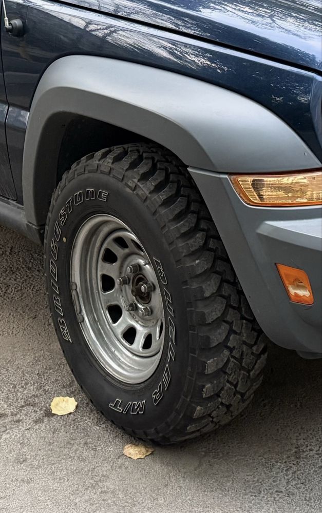 Bridgestone MT R15
