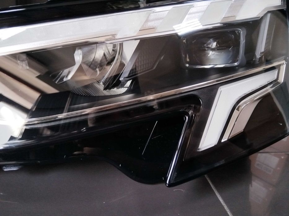 НОВ Ляв Фар Комплект Full LED Audi A3 S3 8Y 2020- 8Y0941033 Ауди