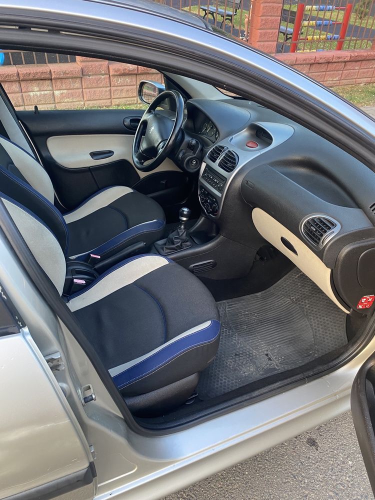 Peugeot 206 an 2005