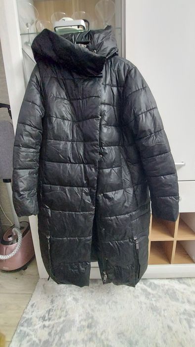 Продам зимний пуховик р.46-48