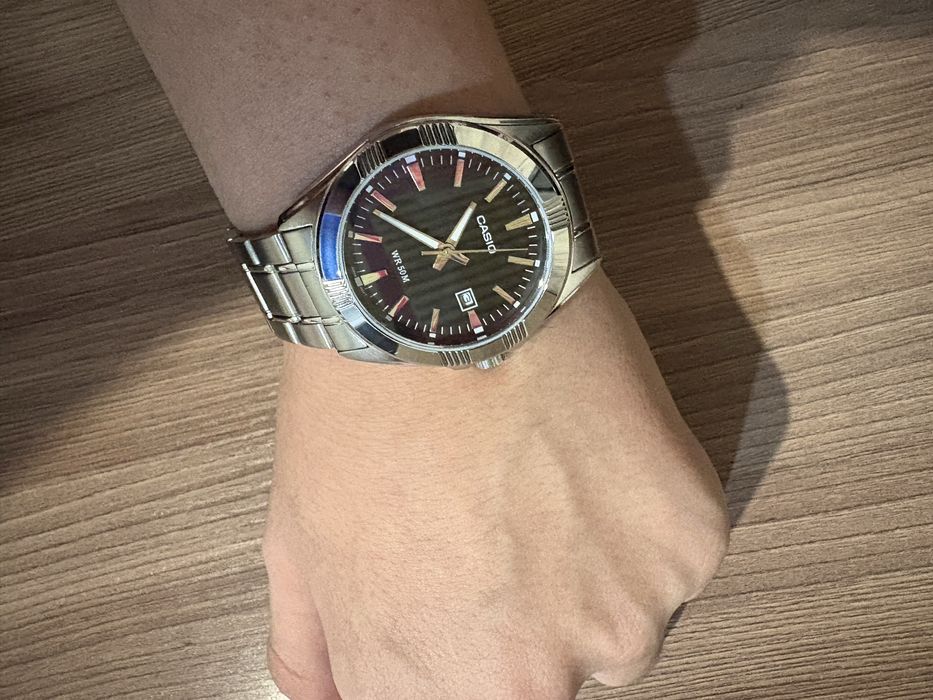 Продам часы Касио