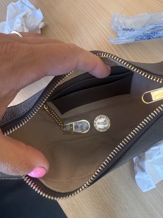 Gucci чисто нова чанта внос от Италия