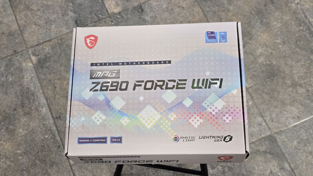 Placa de baza MSI Z690 FORCE, intel LGA1700, DDR5, WiFi
