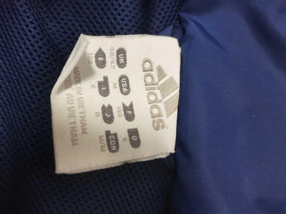 Ветровка Adidas без забележки