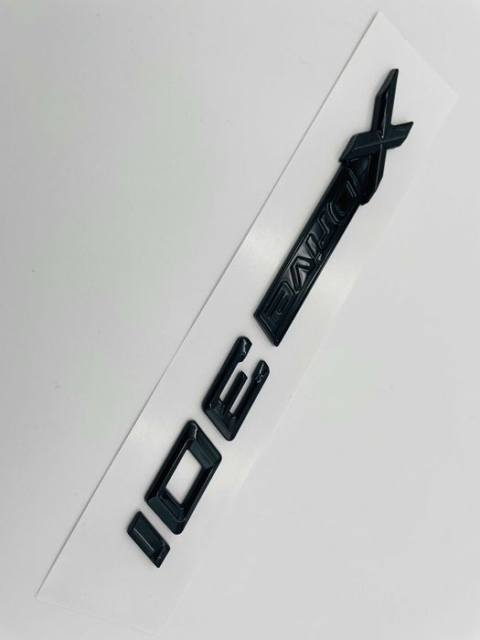 Emblema compatibila BMW x-drive 30i negru