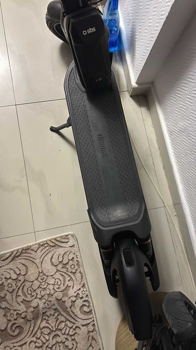 Trotineta electrica ninebot