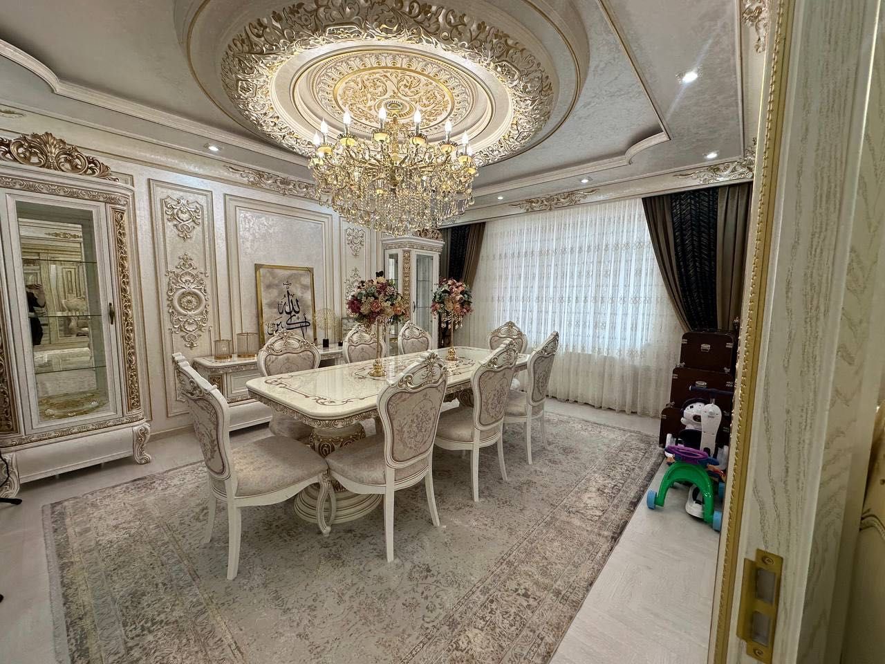 Паркентский завод шампанских вин
Golden house кирпичный дом