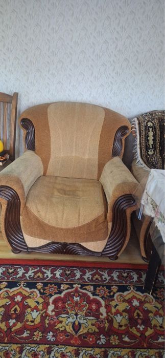 Диван и 2 кресло
