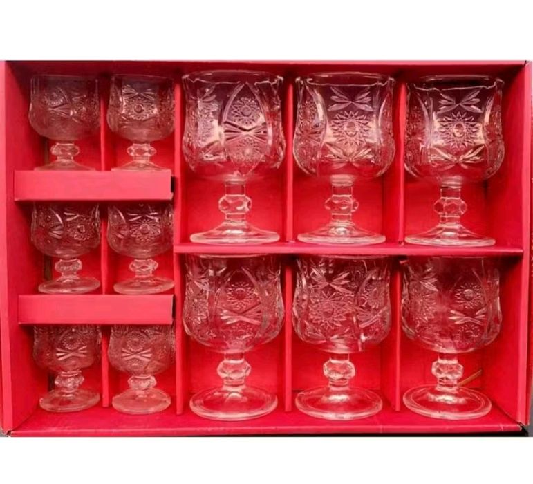 Кристален сервиз