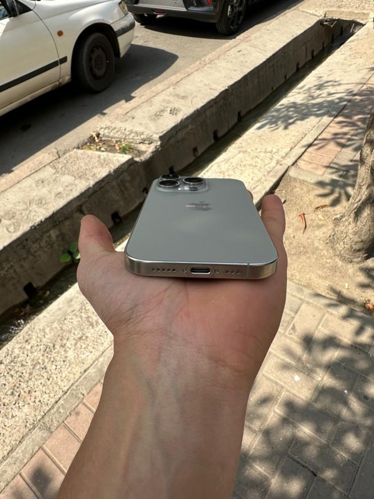 Iphone 16pro.