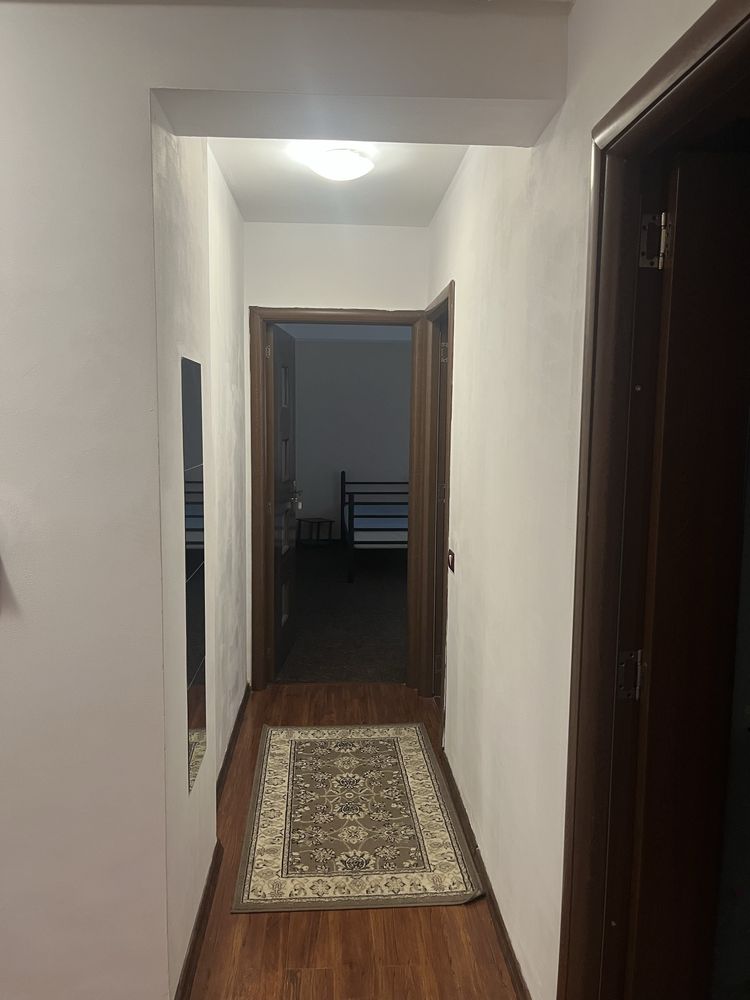 Ap 2 camere langa metrou+parcare