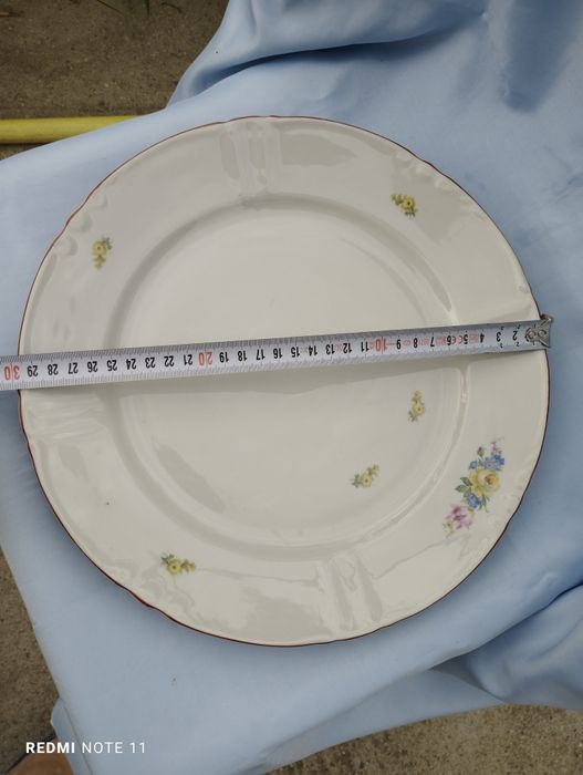 Български порцеланови плата