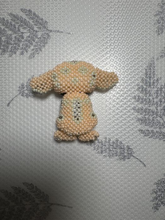 Амигуруми из бисера, игрушка из бисера «Ушастик»