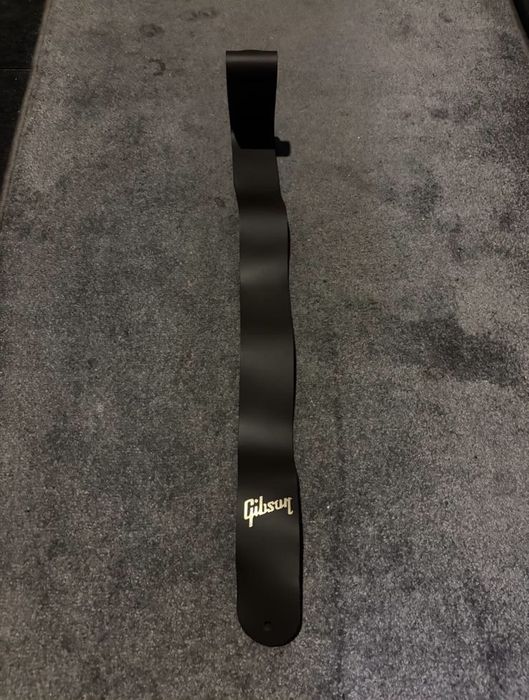 Китарни колани Gibson 2 бр.