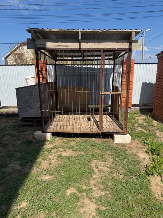 Продам вольер для собаки 2/2 с будкой