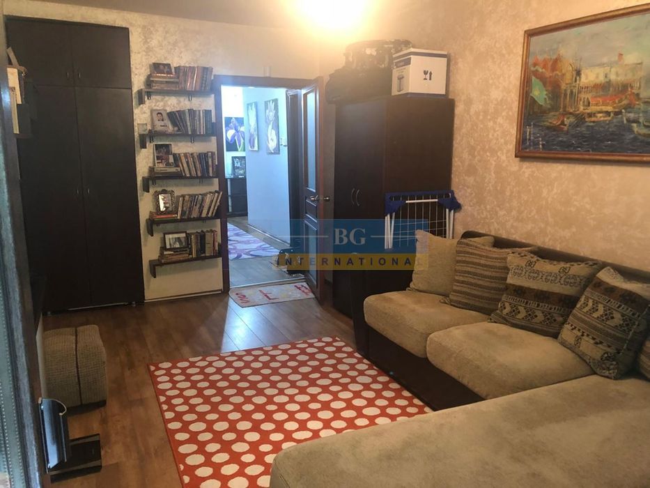 Продава се Тристаен апартамент в Бургас, Възраждане - 90 кв.м за 2222 €/кв.м - Снимка #11