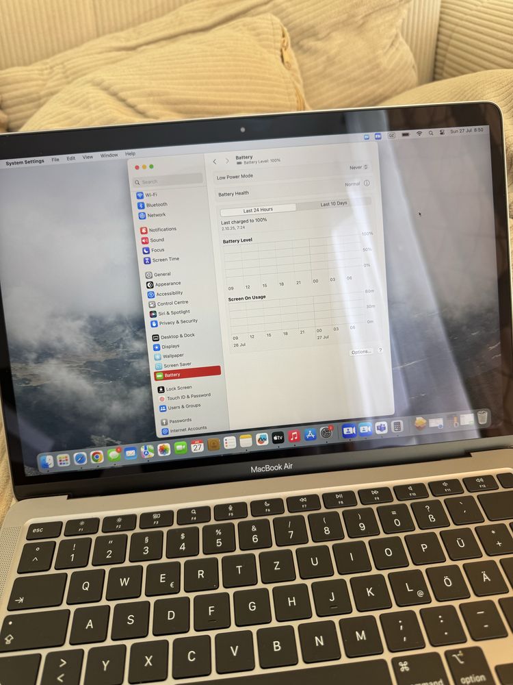 MacBook Air 13" (Model A2337) – 256 GB SSD, M1, Перфектно състояние!