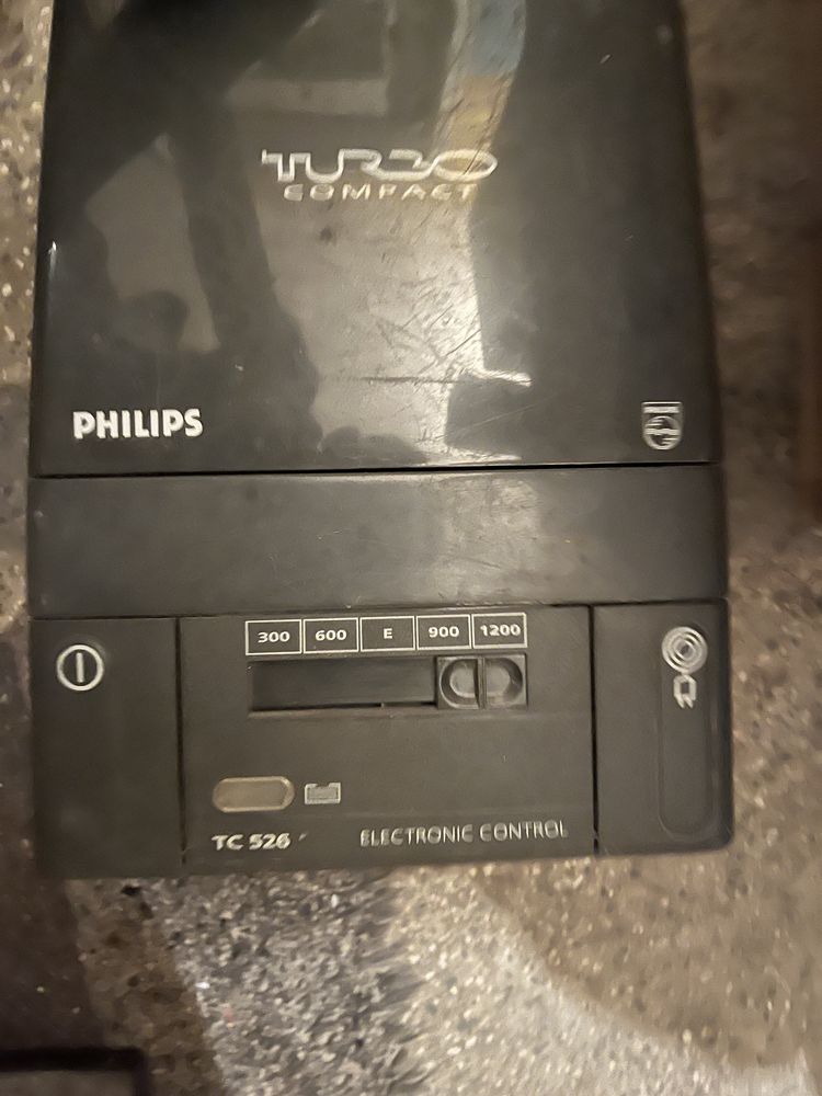 Прахосмукачка PHILIPS TURBO COMPACT.1200W.