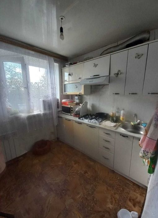 Продам 2 к р-н 3 гор больницы 5/5