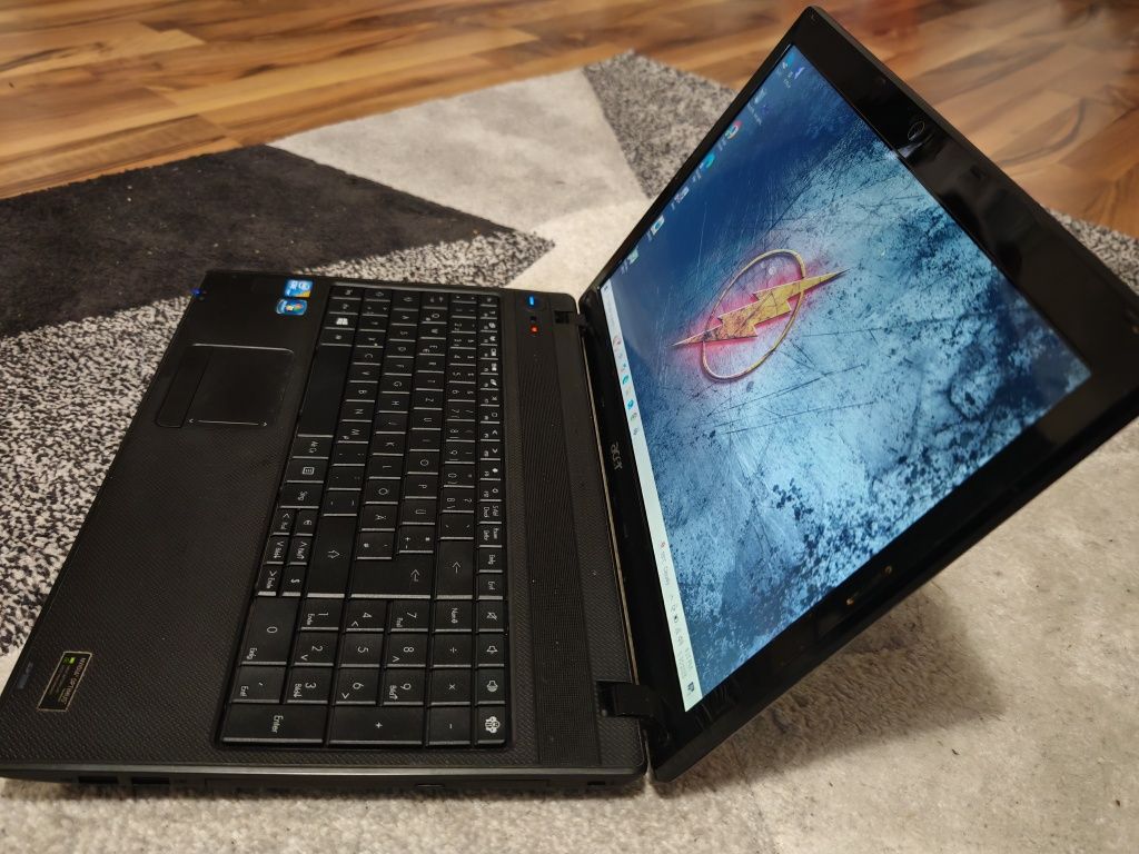 Laptop Acer Aspire 5742 i5