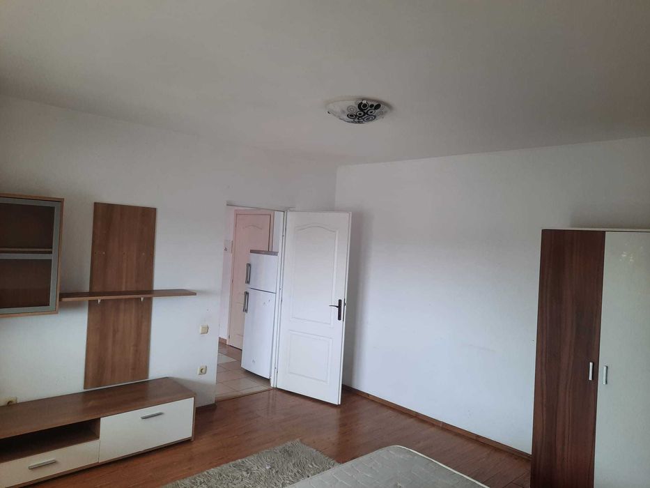 Apartament decomandat 1 camera in bloc cărămidă, izolat termic - VIVO