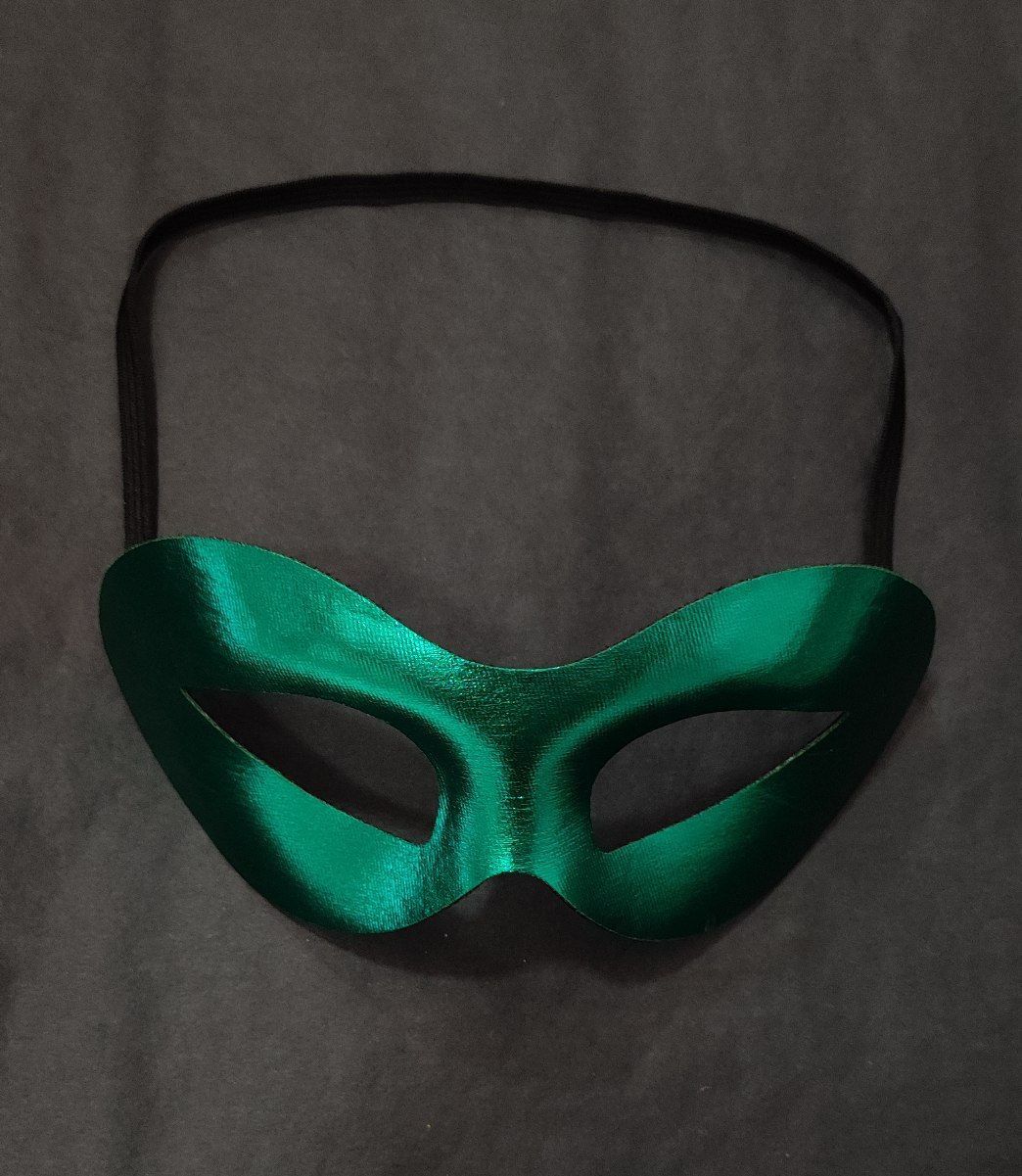 Карнавальные маски " Загадка"