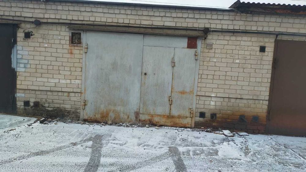 Продам гараж в г/к "ФОТОН"  ул. Омская 7/1