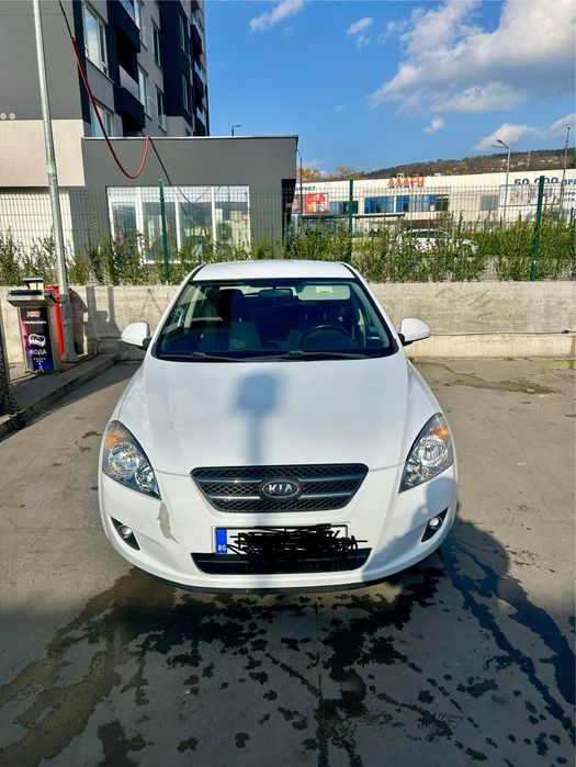 Продавам Кия Сийд