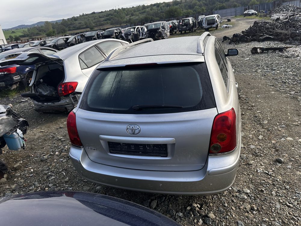 Ляво и дясно огледало за Toyota Avensis 2003-2006г