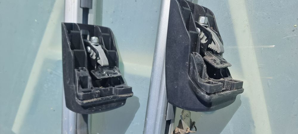 Bare transversale Opel Astra Sport Tourer 2012