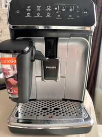 Кафе машина автоматична Philips EP 3246/70 LatteGo