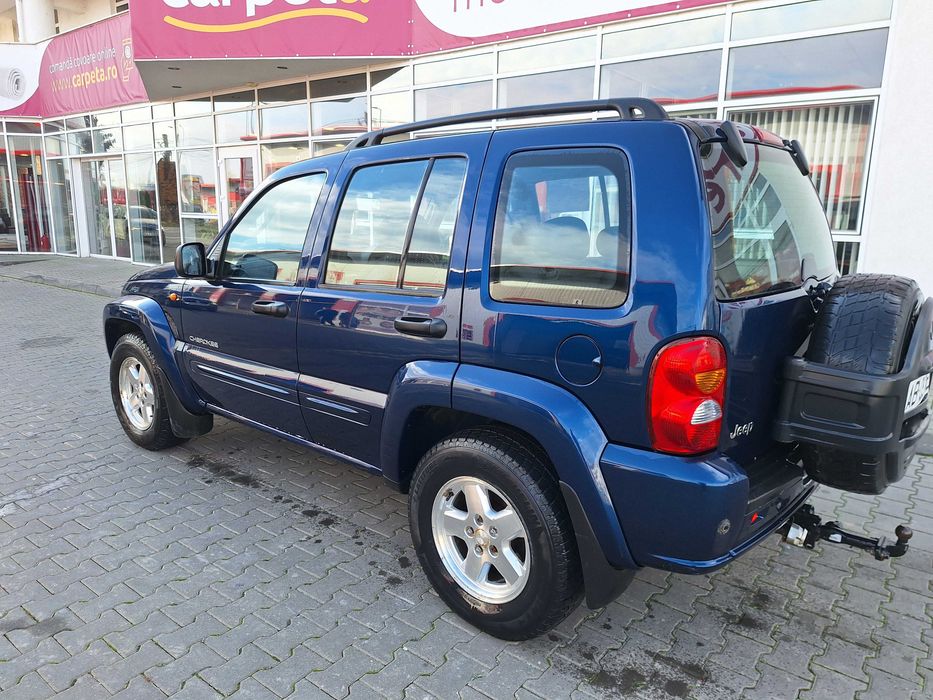 Vand jeep cherokee 2.8 td an 2004 editie limited kj crd