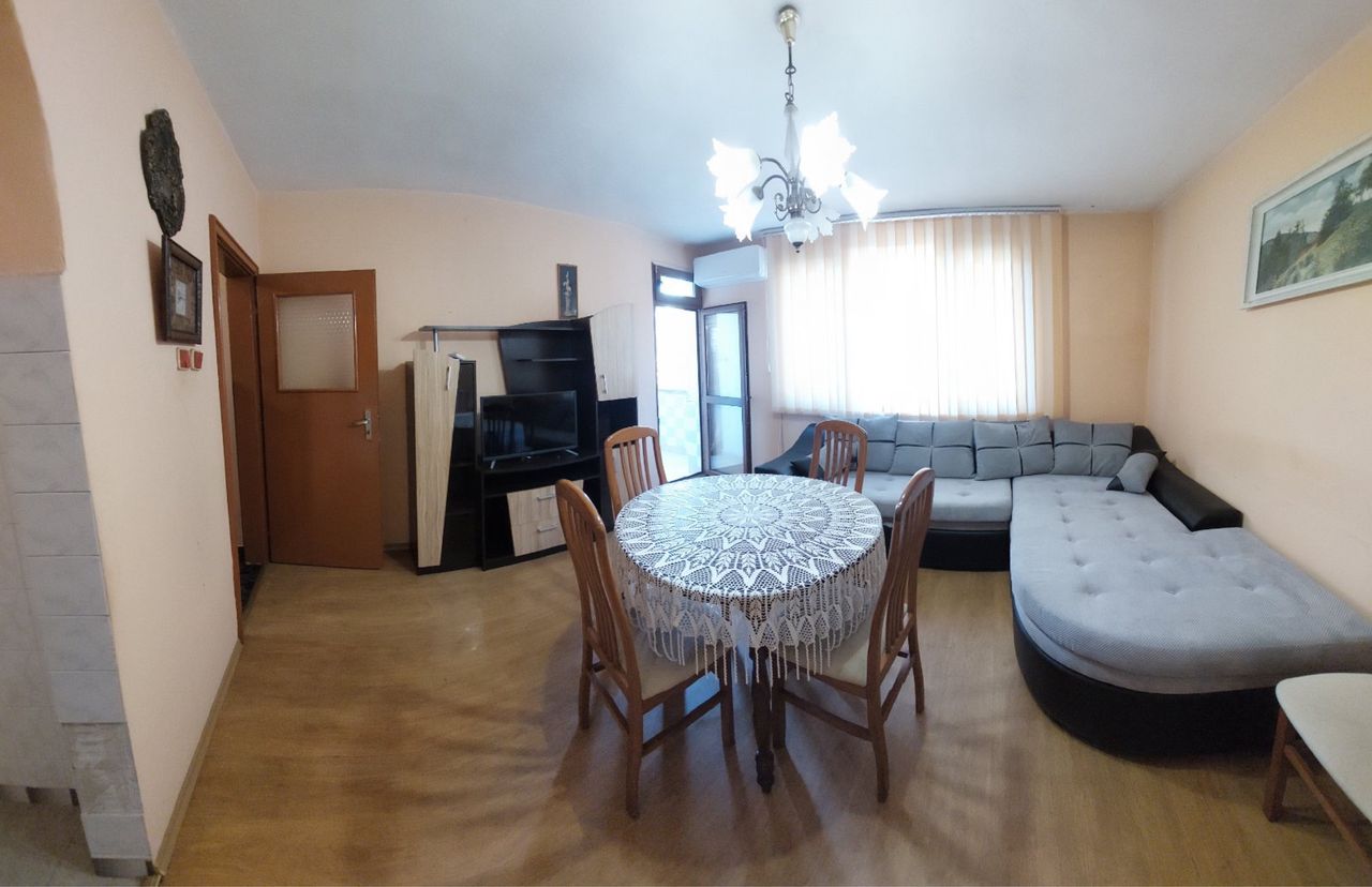 Дава се под наем Двустаен апартамент в Бургас, Лазур - 70 кв.м за 129900 € - Снимка #6