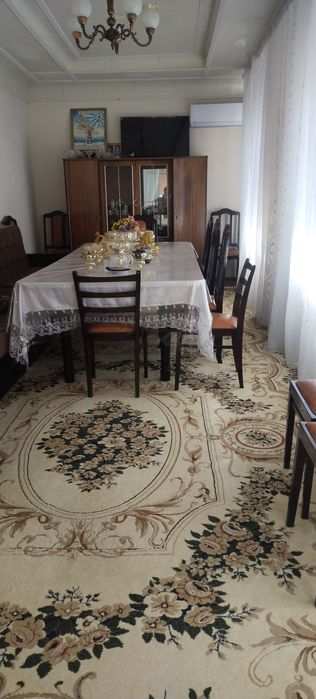 10 сотик Ҳовли сотилади