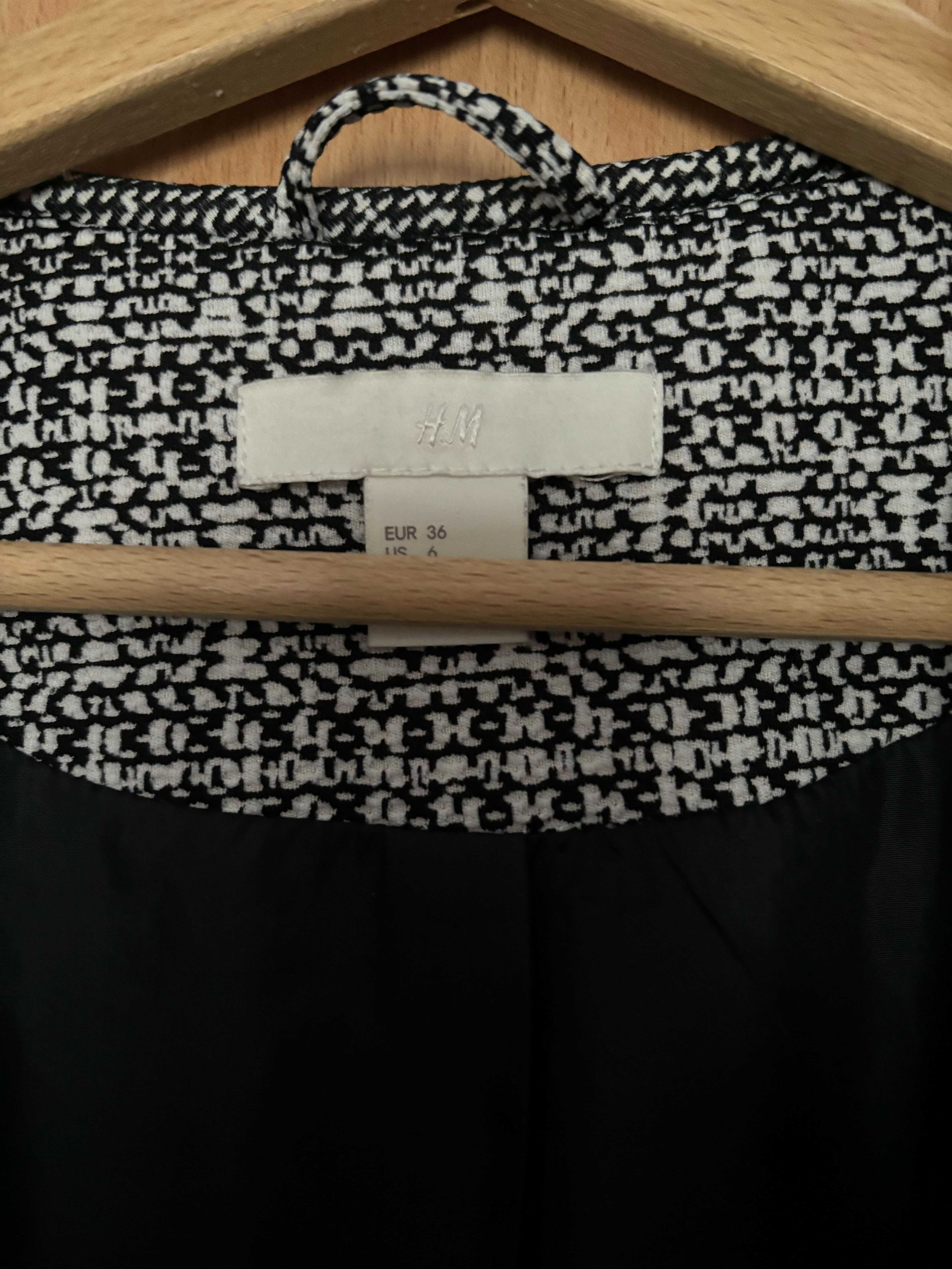 Дълго черно-бяло сако H&M