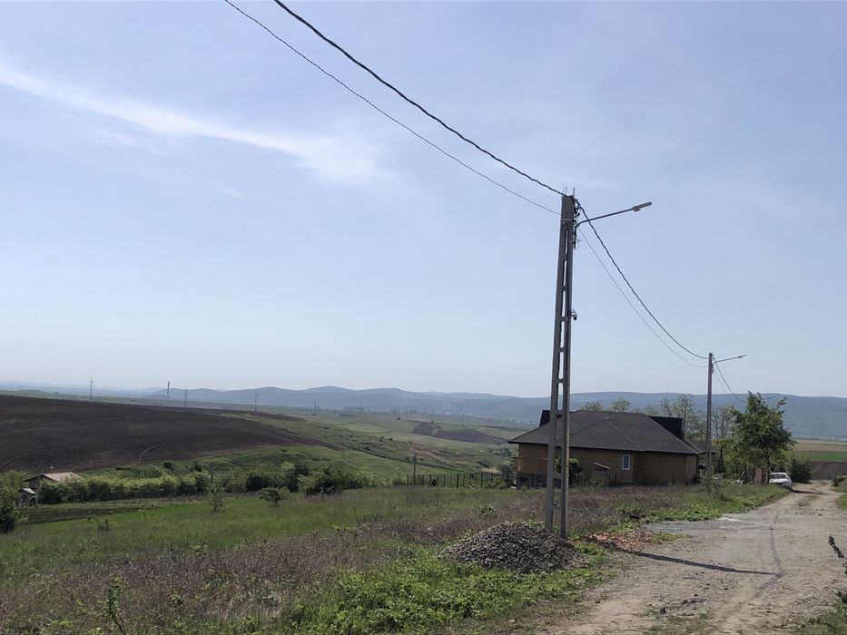 Teren intravilan, 554+98mp cota drum privat 9m,vecin cu subsemnatul.
