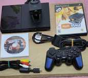 PlayStation 2 slim model rar american NTSC cu cabluri maneta si jocuri