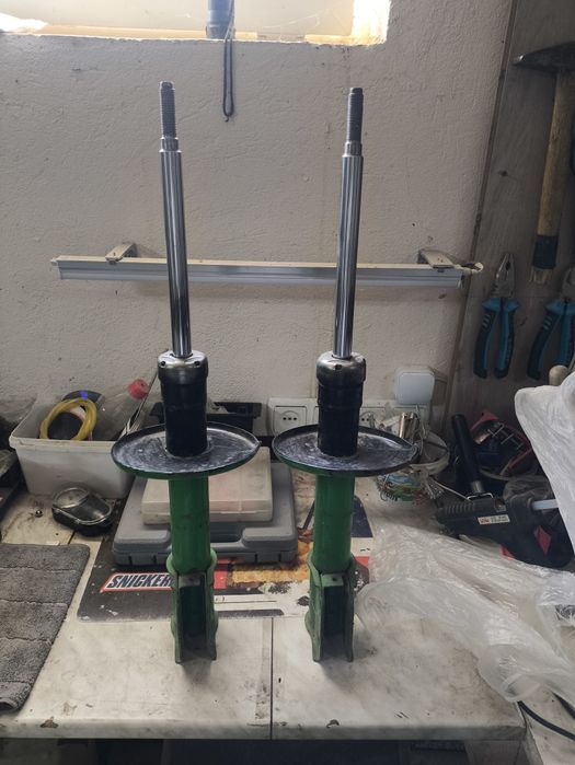 Амортизаторы передние