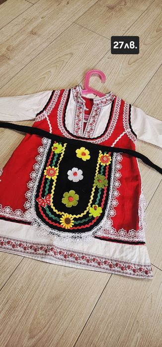 Детска носия за момиченце