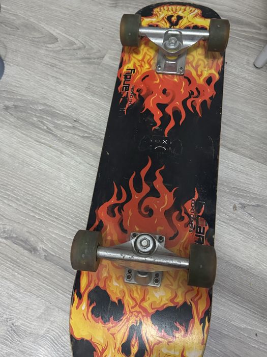 Скейтборд-…………….