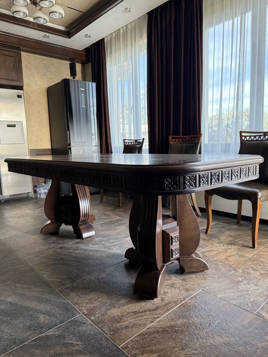 Ръчно изработена маса