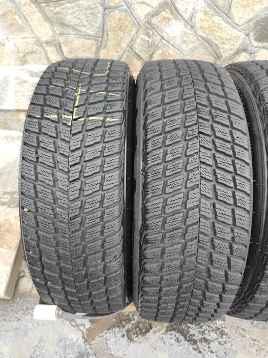 225/65/17 Nexen 4бр