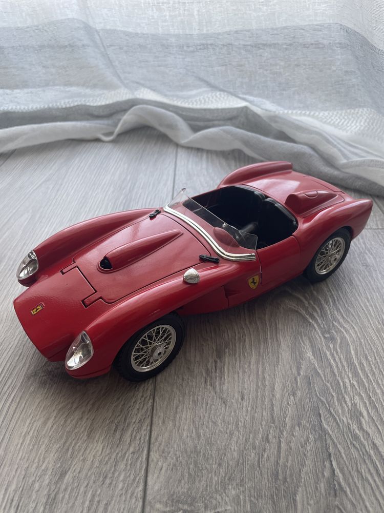 Macheta Ferarri 250 Testa Rossa