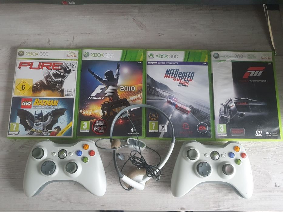 XBOX 360 120 GB + 5 ИГРИ