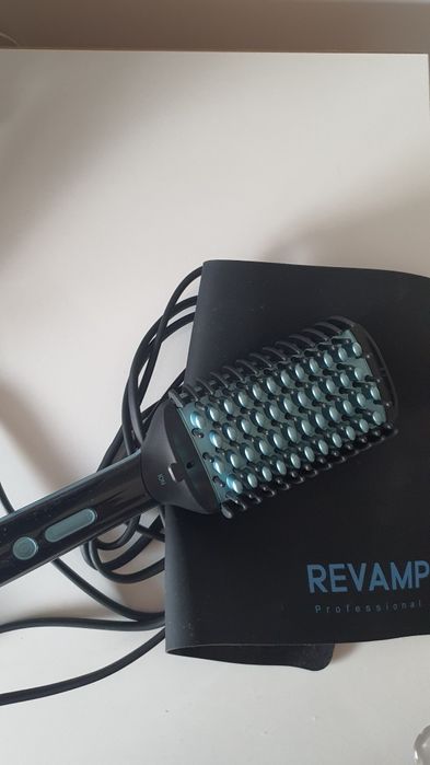 Perie intins parul Revamp