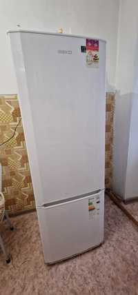 Холодильник Beko в рабочем состоянии