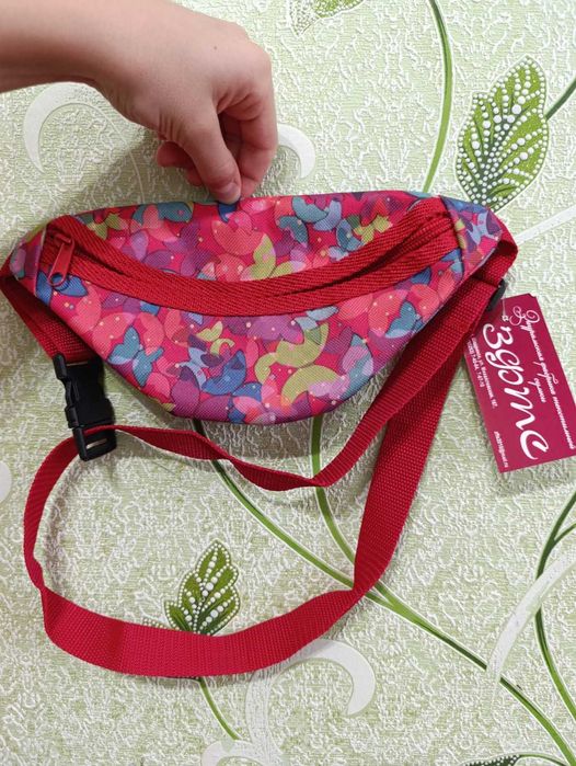 Продам поясную сумку для девочки