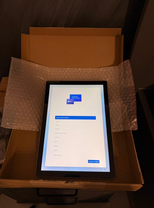 Microsoft Surface Pro 7 • i5 / 8GB / 256GB