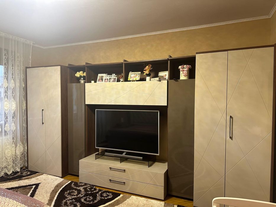 Apartament cu 3 camere si garaj, mobilat si utilat, ultracentral