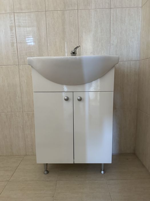 Vand masca cu lavoar si baterie (exact ca in poza)